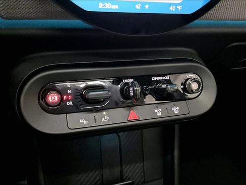 Certified 2025 MINI Cooper S image 34