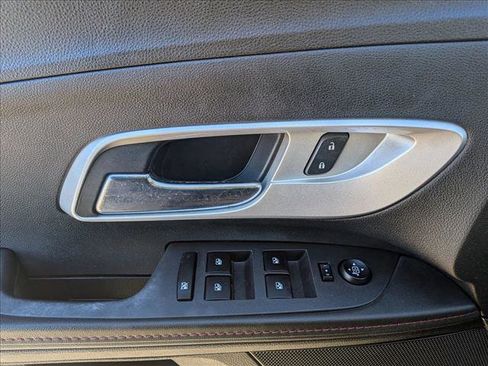 Used 2012 Chevrolet Equinox LT image 16