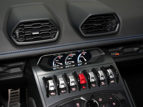 Used 2018 Lamborghini Huracan LP 580-2 image 42