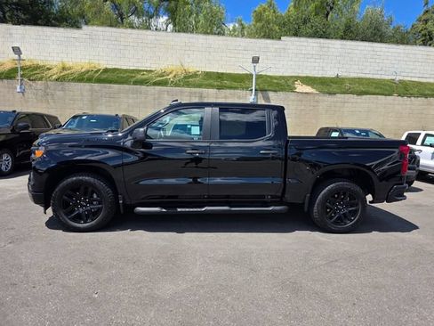 Used 2025 Chevrolet Silverado 1500 Custom w/ Turbomax Blackout Package RWD image 4