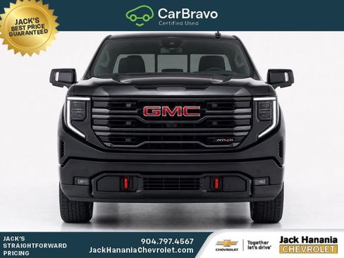 Used 2025 GMC Sierra 1500 AT4 w/ Technology Package AWD/4WD image 7