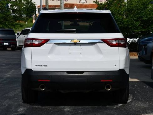 Used 2021 Chevrolet Traverse LT FWD image 8