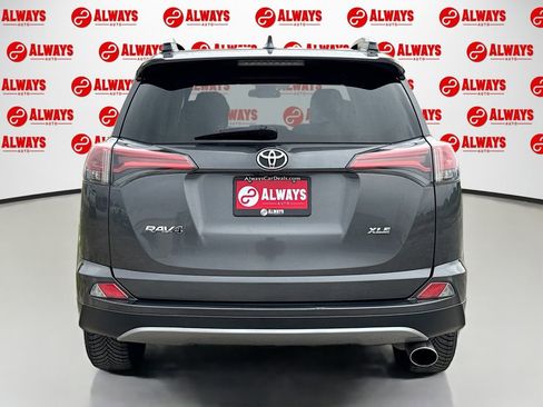 Used 2018 Toyota RAV4 XLE w/ Plus Extra Value Package FWD image 7