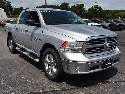 Used 2017 RAM 1500 Big Horn AWD/4WD image 12