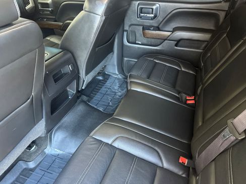 Used 2017 GMC Sierra 1500 Denali w/ Denali Ultimate Package AWD/4WD image 4