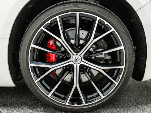 Used 2024 Maserati GranTurismo Modena image 10