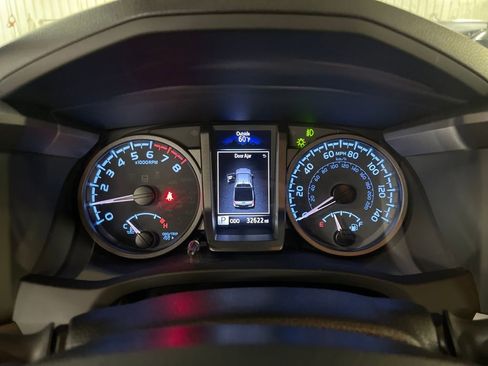 Certified 2023 Toyota Tacoma TRD Sport image 15