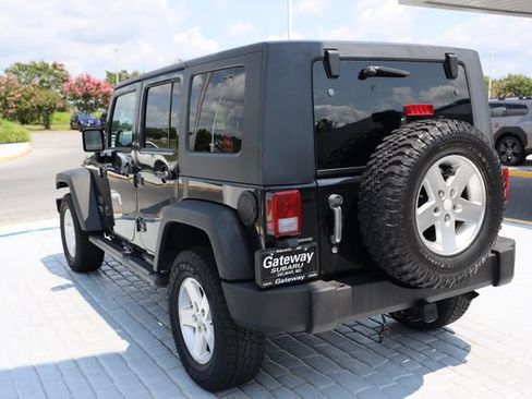 Used 2008 Jeep Wrangler Unlimited X AWD/4WD image 3