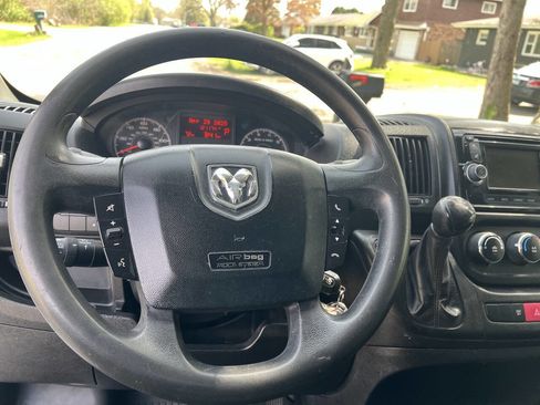 Used 2017 RAM ProMaster 1500 image 18