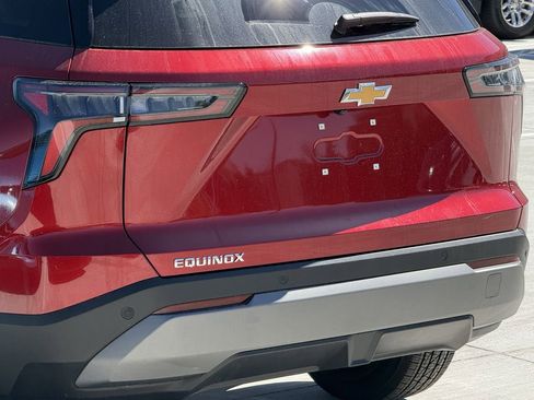 New 2026 Chevrolet Equinox LT image 6