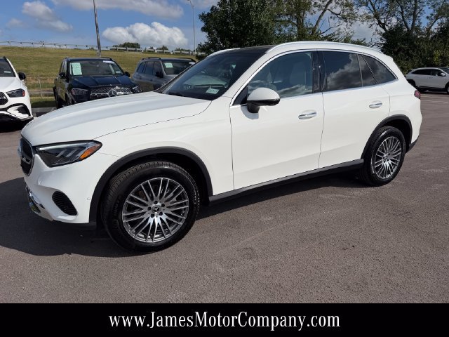 Certified 2026 Mercedes-Benz GLC 300 4MATIC image 2