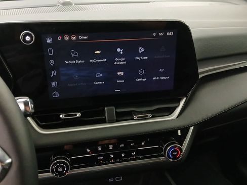 Used 2025 Chevrolet Equinox LT image 10