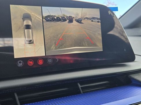 New 2026 Cadillac Optiq V image 10