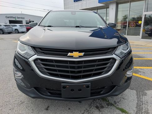 Used 2019 Chevrolet Equinox LT w/ Driver Convenience Package FWD image 2