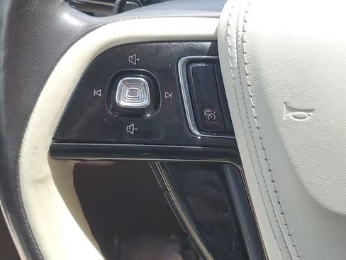 Used 2021 Lincoln Aviator Black Label AWD/4WD image 12