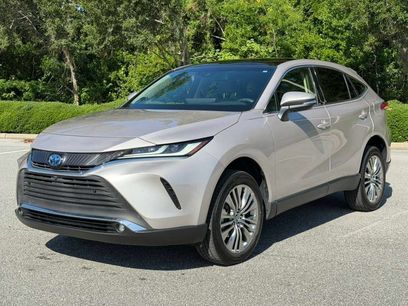 Used 2022 Toyota Venza XLE