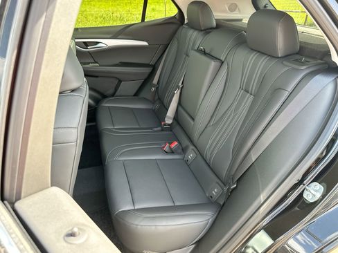 New 2025 Buick Envision Avenir image 23