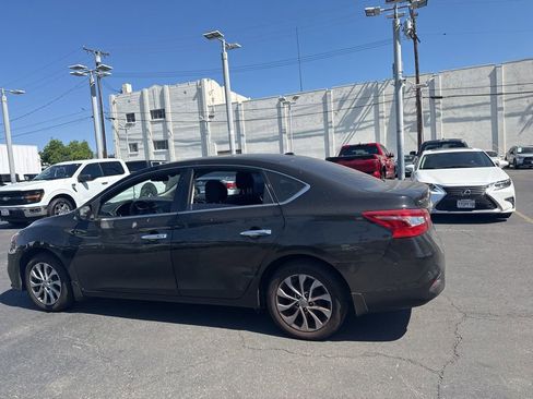 Used 2018 Nissan Sentra SV FWD image 6