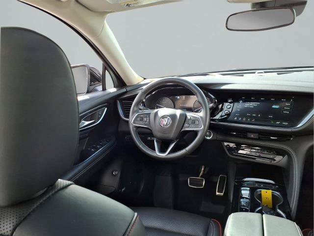 Used 2022 Buick Envision Essence w/ Technology Package I FWD image 9