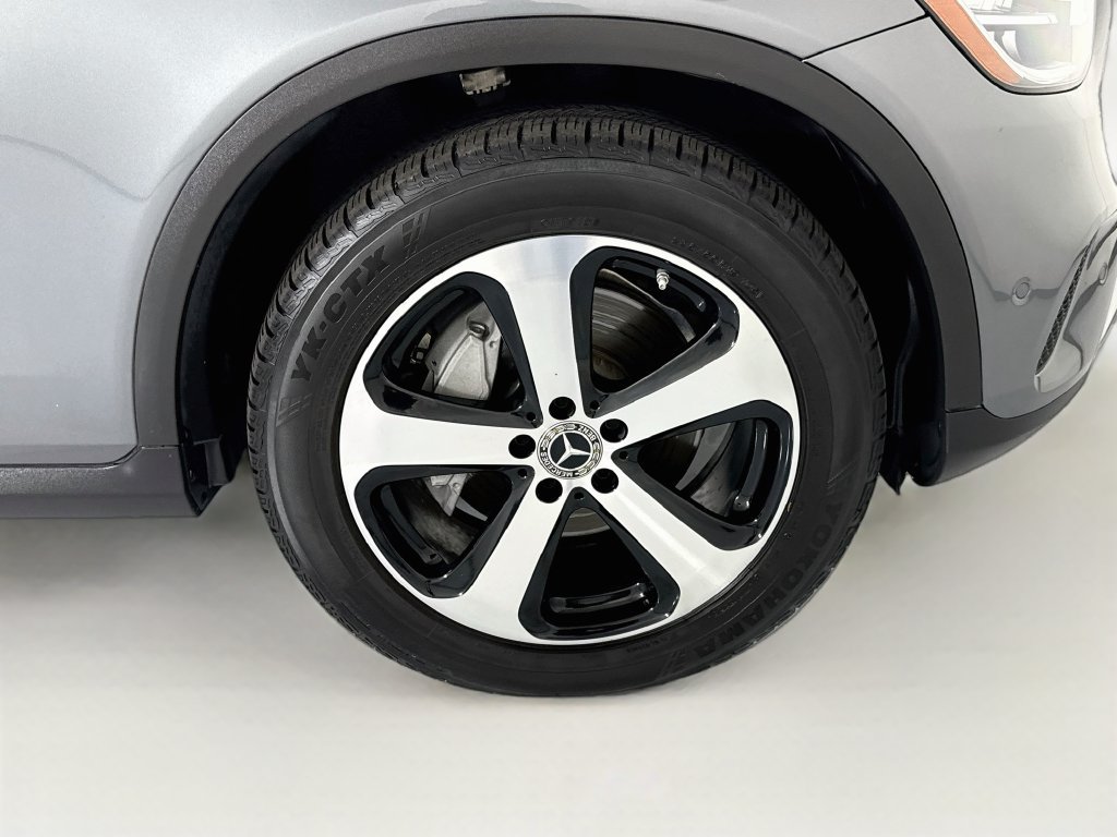 Certified 2021 Mercedes-Benz GLC 300 4MATIC image 32