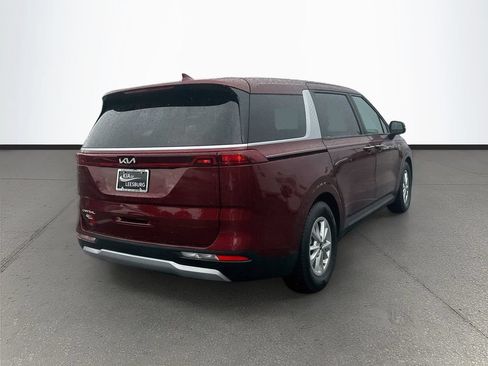 Used 2024 Kia Carnival LX FWD image 7