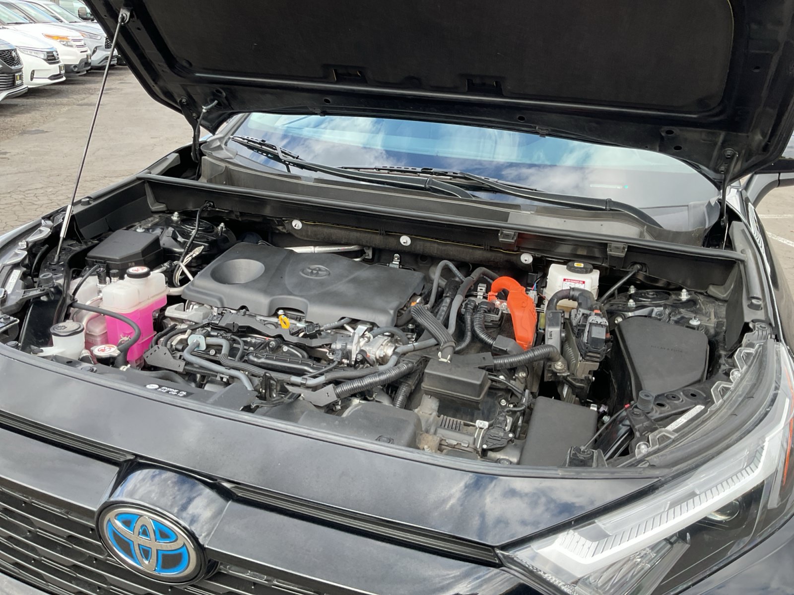 Used 2024 Toyota RAV4 LE AWD/4WD image 23