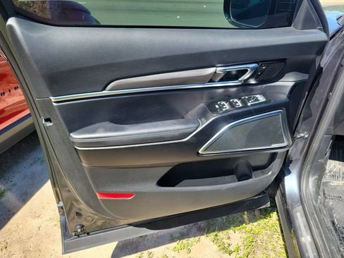 Used 2024 Kia Telluride SX X-Line AWD/4WD image 12