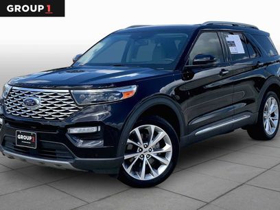 Used 2021 Ford Explorer Platinum w/ Premium Technology Package