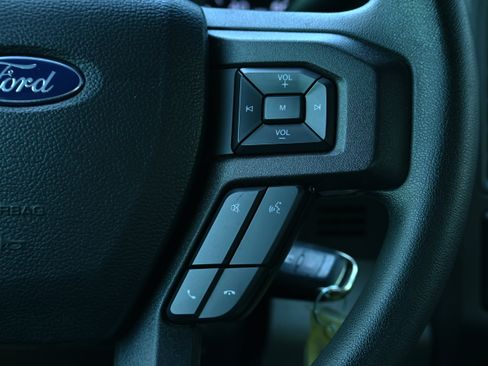 Used 2020 Ford F250 XL w/ STX Appearance Package image 21