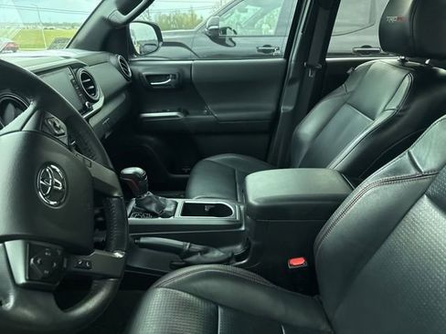 Used 2021 Toyota Tacoma TRD Pro AWD/4WD image 5