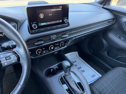 Certified 2024 Honda HR-V Sport image 17