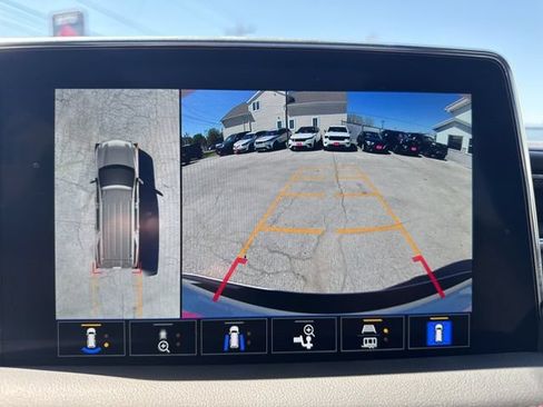 Used 2023 Chevrolet Tahoe RST w/ Luxury Package AWD/4WD image 4
