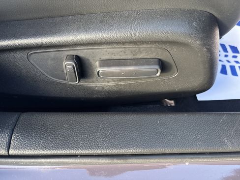 Used 2022 Honda Civic Sport Touring image 6