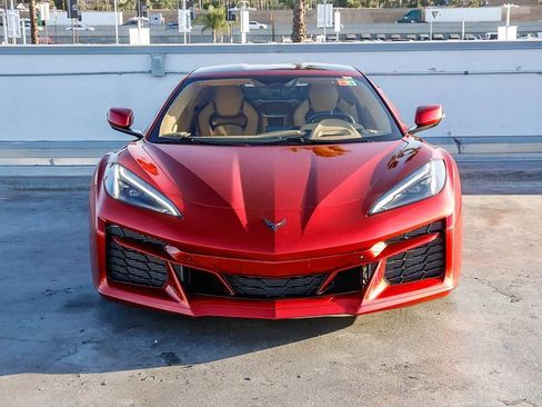 Used 2023 Chevrolet Corvette Z06 RWD image 3