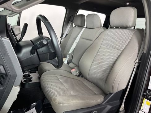 Used 2018 Ford F150 XLT w/ Equipment Group 302A Luxury AWD/4WD image 19