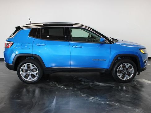 Used 2020 Jeep Compass Limited AWD/4WD image 30