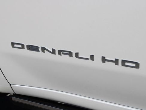 Used 2022 GMC Sierra 2500 Denali w/ Denali Ultimate Package image 20