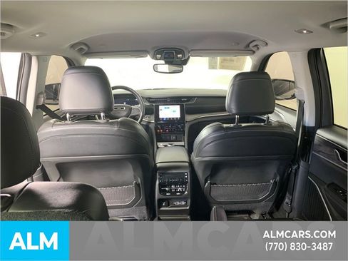 Used 2022 Jeep Grand Cherokee L Limited image 36