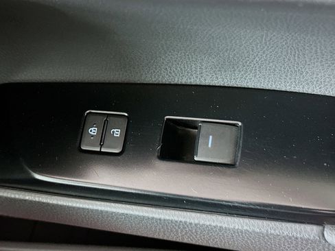 Used 2025 Toyota Camry LE FWD image 29