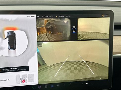 Used 2025 Tesla Model Y Long Range image 14