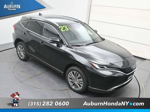 Used 2023 Toyota Venza Limited AWD/4WD image 24