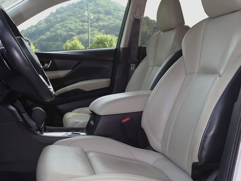 Used 2023 Subaru Ascent Limited image 18