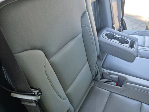 Used 2018 Chevrolet Tahoe LT RWD image 36