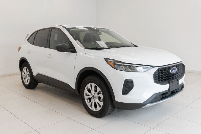 Used 2025 Ford Escape Active AWD/4WD image 23