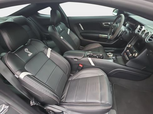 Used 2022 Ford Mustang Shelby GT500 w/ Technology Package RWD image 10