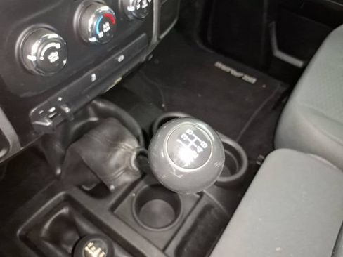 Used 2018 RAM 2500 Tradesman w/ Chrome Appearance Group AWD/4WD image 25