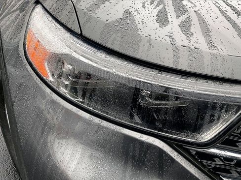 Certified 2020 Ford Explorer XLT image 27