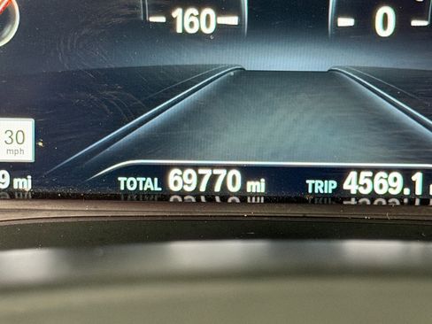 Used 2018 BMW 530i xDrive image 20