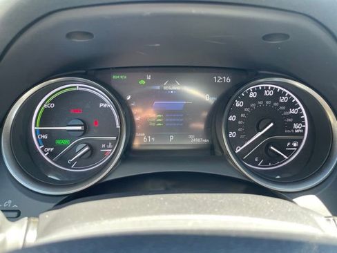 Used 2022 Toyota Camry XSE w/ Navigation Upgrade Package FWD image 16