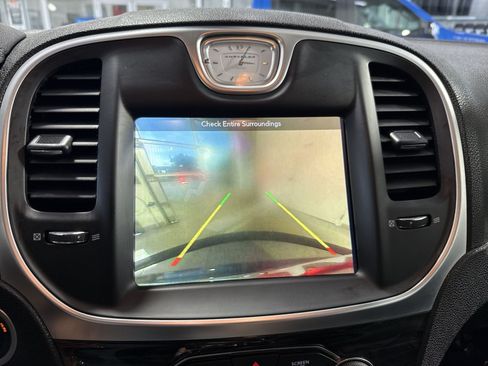 Used 2019 Chrysler 300 Touring w/ Sport Appearance Package RWD image 20